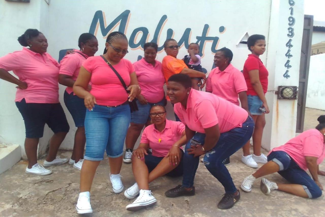 ホテル Maluti Backpackers Phuthaditjhaba エクステリア 写真